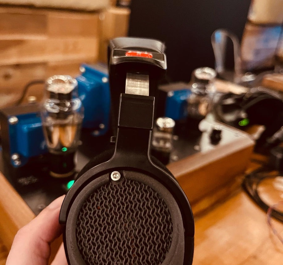 ETA O2 headphone, blog featured image