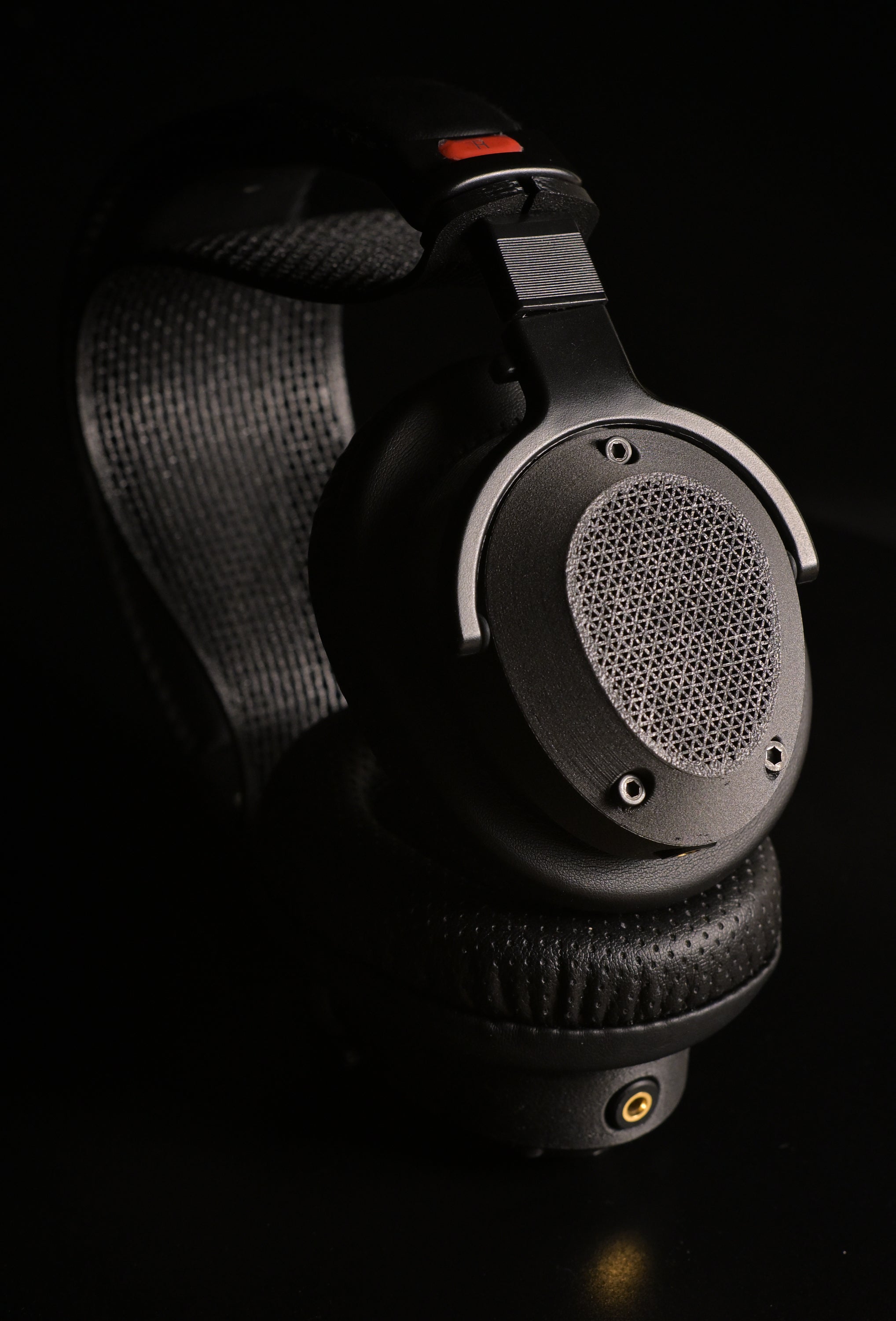 ETA Mini Semi-Closed